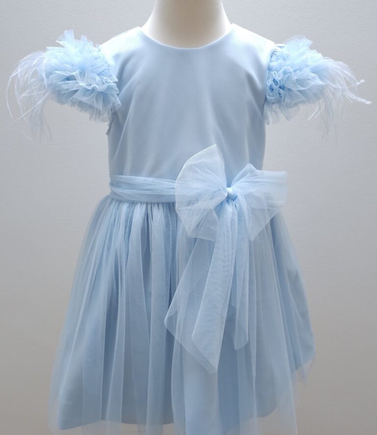 Sukienka dla dziewczynki błękitna, tiulowa z piórkami, wersja druga