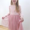 Różowa sukienka z haftowaną górą dla starszej dziewczynki