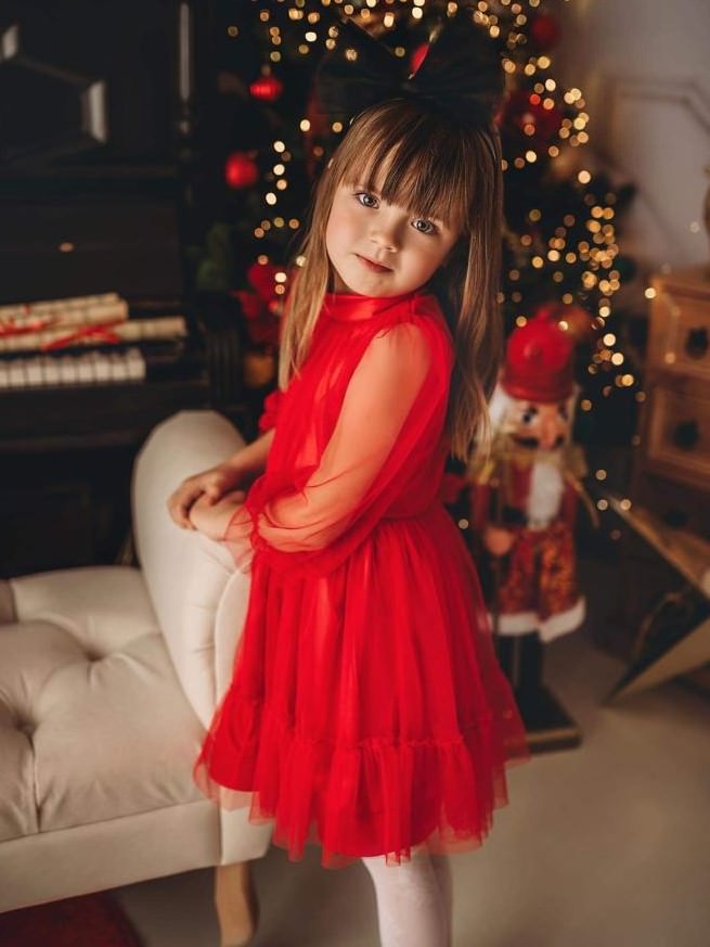 Sukienka tiulowa w kolorze czerwonym na gwiazdkę dla dziewczynki