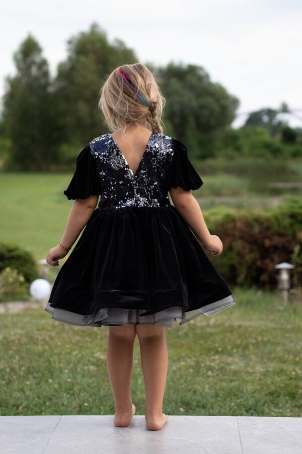 Welurowa sukienka ze zmieniającymi cekinami, dla dziewczynki