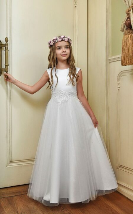 Sukienka dla dziewczynki biała, długa z połyskującym tiulem, widok z przodu