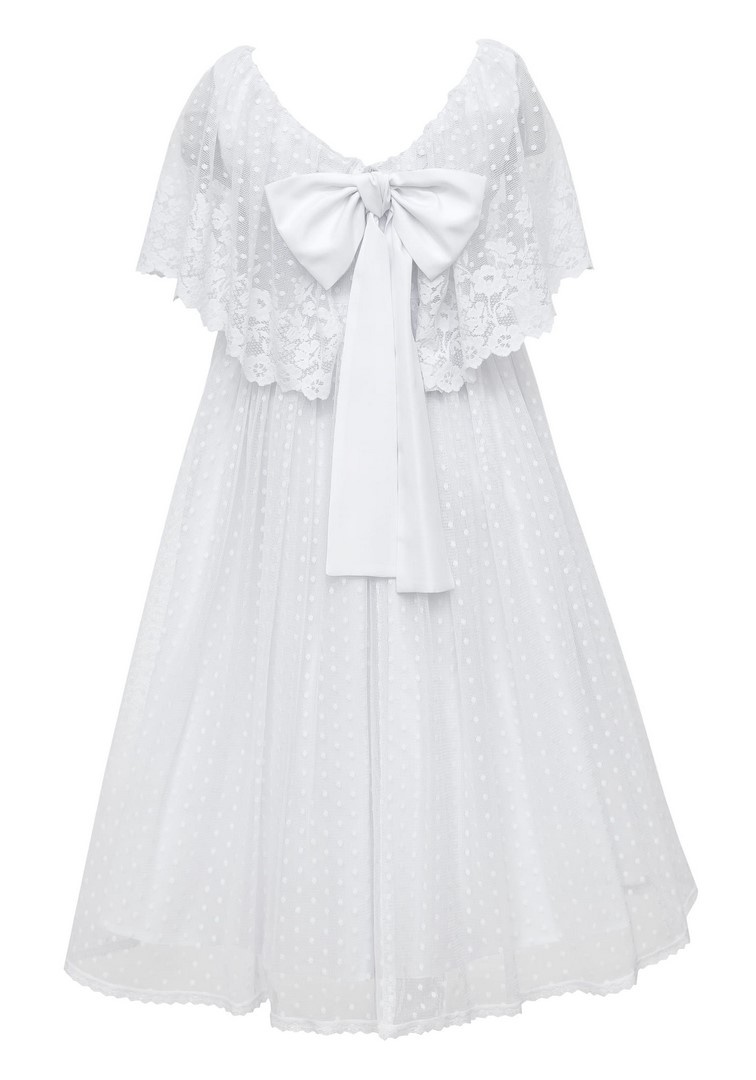 biala romantyczna sukienka do komunii wykonana z koronki tyl