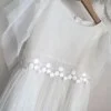 sukienka biala tiulowa komunia wyzszy stan przod zblizenie