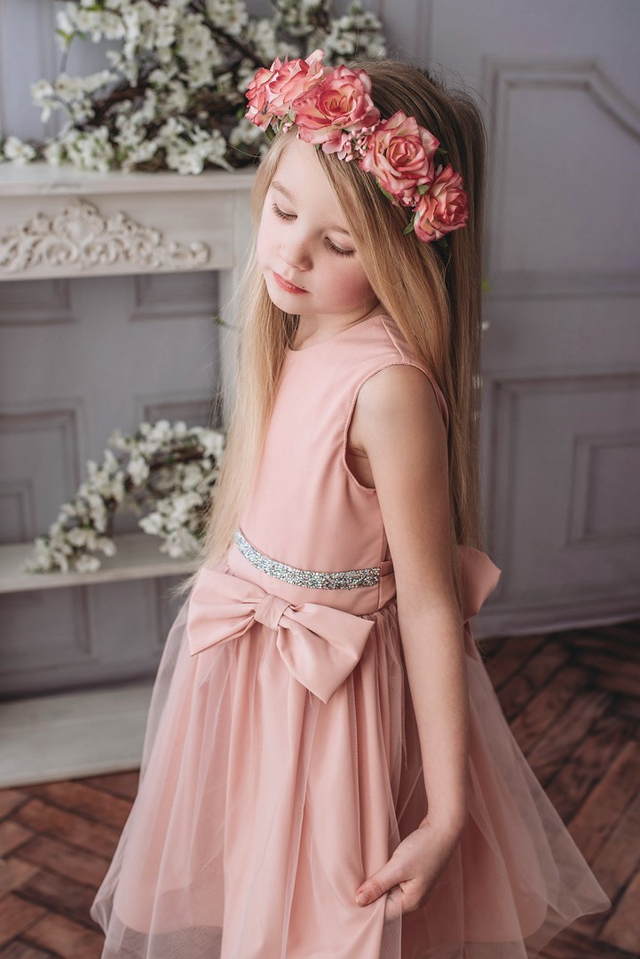 Rożowa sukienka bez rękawów, dla dziewczynki.