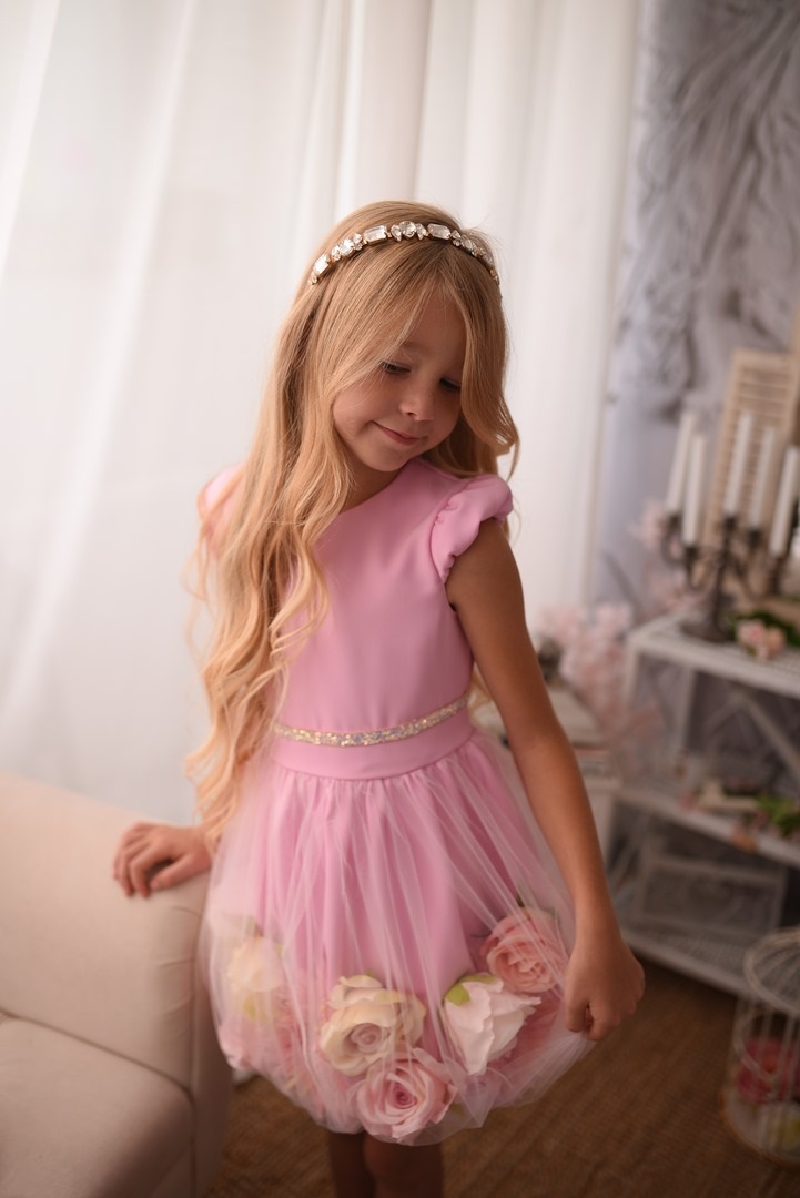 Sukienka dla dziewczynki sukienka z wszytymi kwiatami - cukierkowy róż, wersja druga