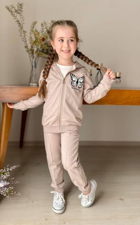 Beżowy komplet trzyczęściowy dla dziewczynki