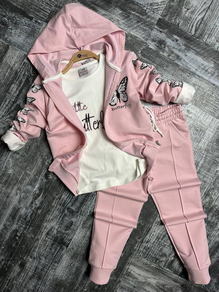 Sukienka dla dziewczynki bawełniany komplet trzyczęściowy z motylkami - pudrowy róż, widok z tyłu, wersja druga