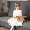 Sukienka w stylu boho, wykonana z koronki i muślinu dla dziewczynki