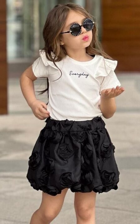 spodniczka róże bluzka