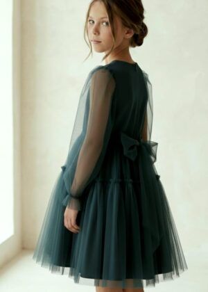 Zielona sukienka tiulowa dla dziewczynki z długimi rękawami i kokardą z tyłu, idealna na święta.