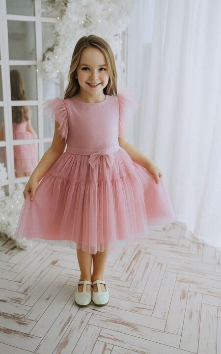 Sukienka tiulowa w kolorze brudnego różu