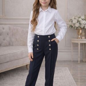 Granatowe klasyczne spodnie dla dziewczynki z guzikami, idealne na eleganckie okazje.