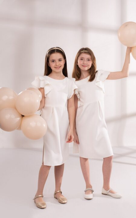 Ołówkowa w kolorze ecru